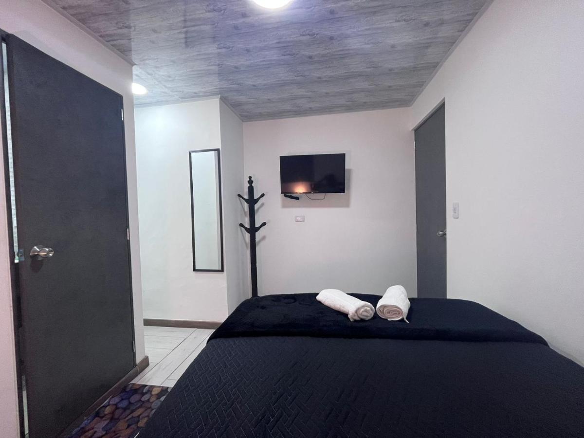Edificio Santamarta Medellin Hotel Kültér fotó