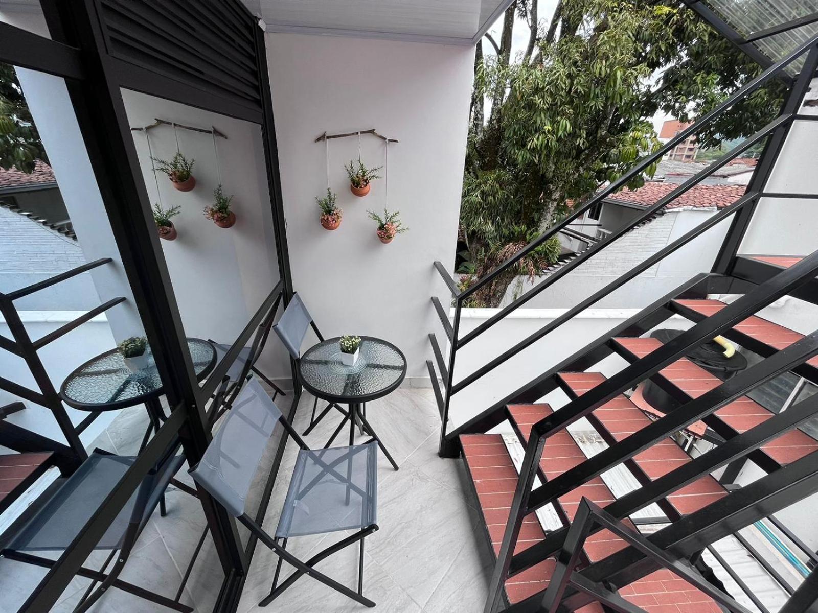 Edificio Santamarta Medellin Hotel Kültér fotó